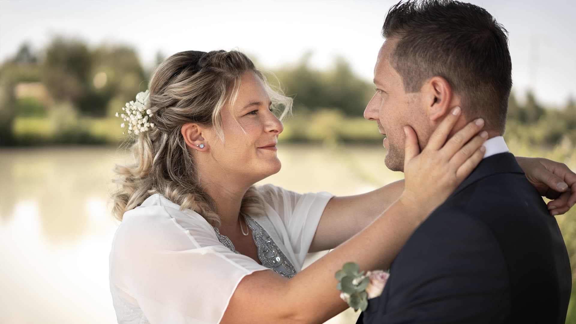 Braut schwanger Hochzeitsshooting Hochzeitsfoto Brautpaar